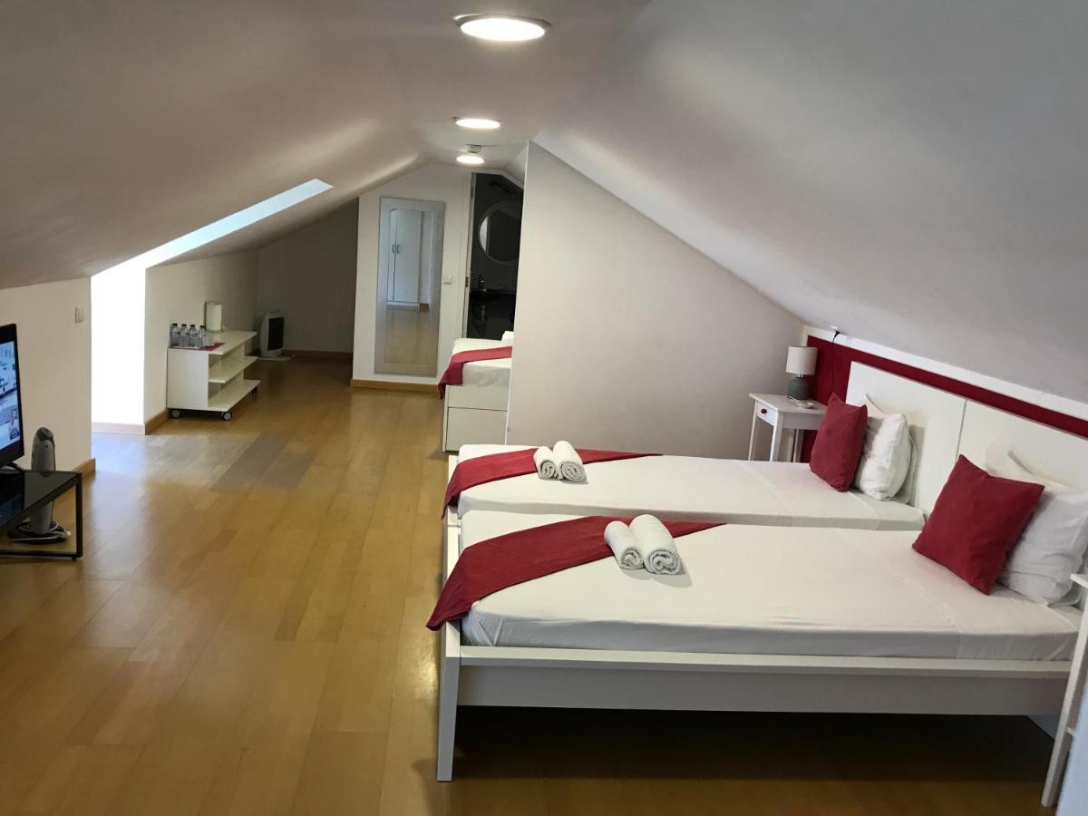 Tejos House Hotel Almada Bagian luar foto